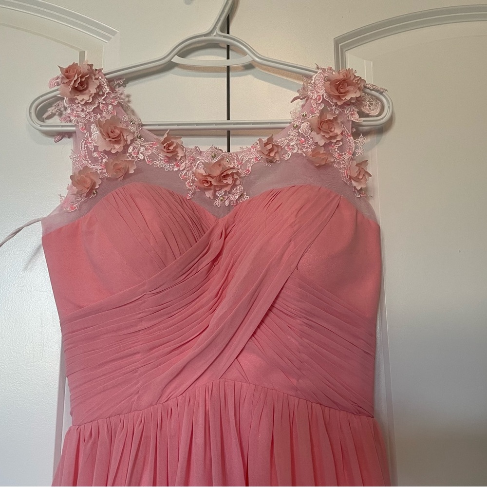 Pink dress - Picture 2 of 4